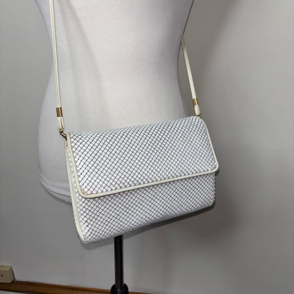 WHITING & DAVIS White Metal Mesh Shoulder Bag Purse Clutch 1980'S